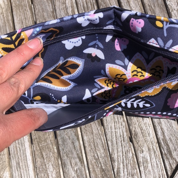 Vera Bradley work tote - Picture 5 of 13